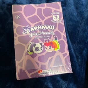 Aphmau MeeMeows Mystery Plush - Purple and Pink
